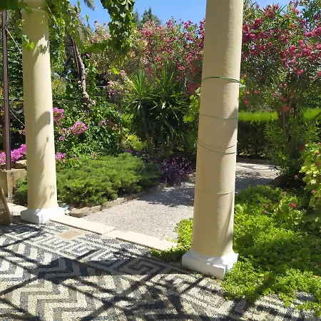 بيت للعطل Traditional Summer House *