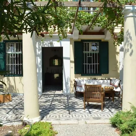Traditional Summer House بيت للعطل *